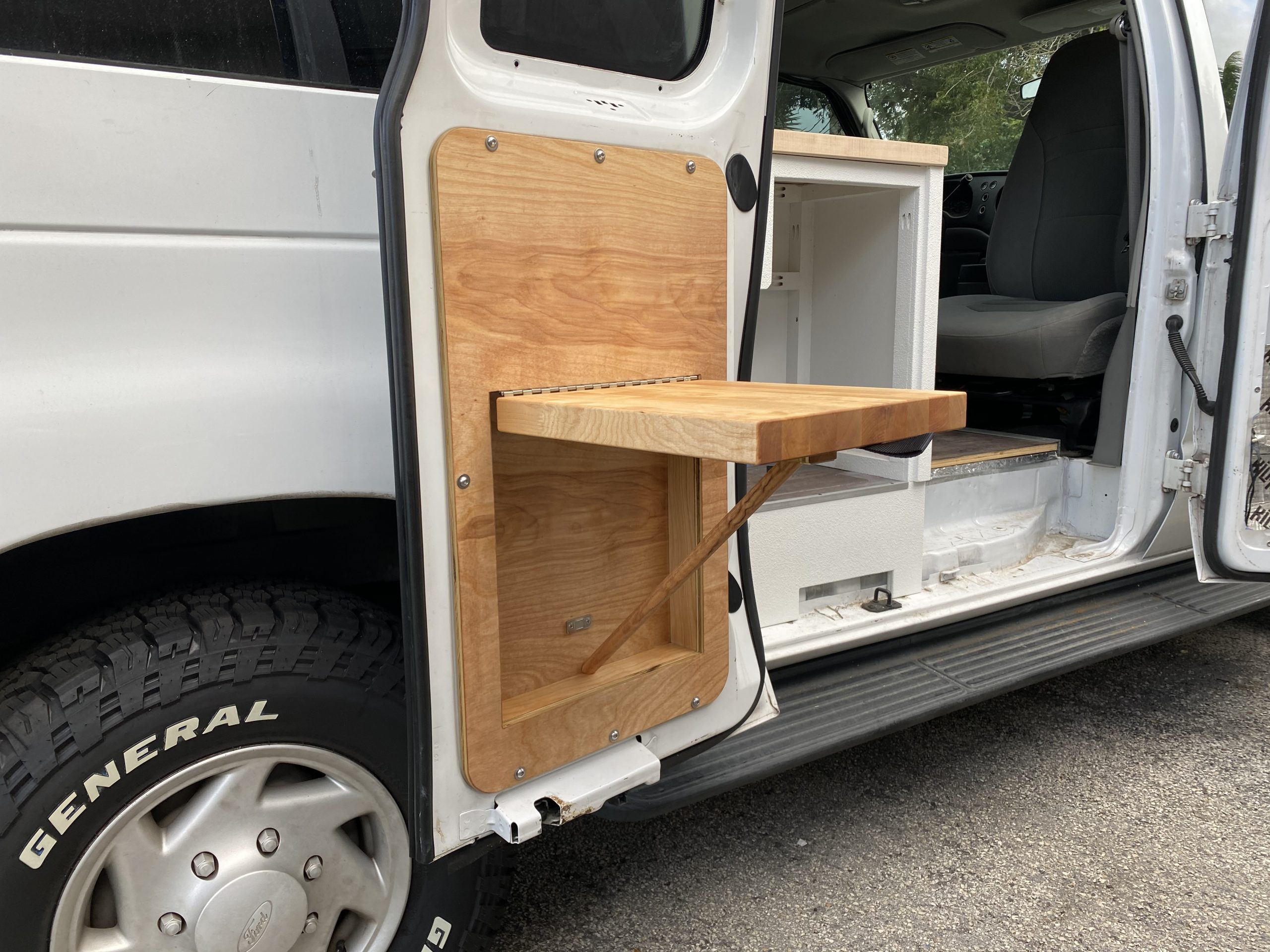 Flip up butcher block table